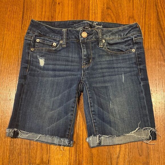 American Eagle Outfitters Distressed Cut Off Jean Shorts - Size 2 - Picture 1 of 6